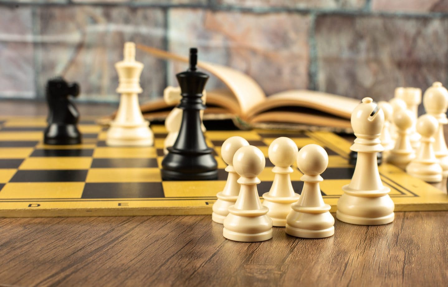 Czy da się szybko opanować schematy szachowe, aby wygrywać w kilku ruchach?