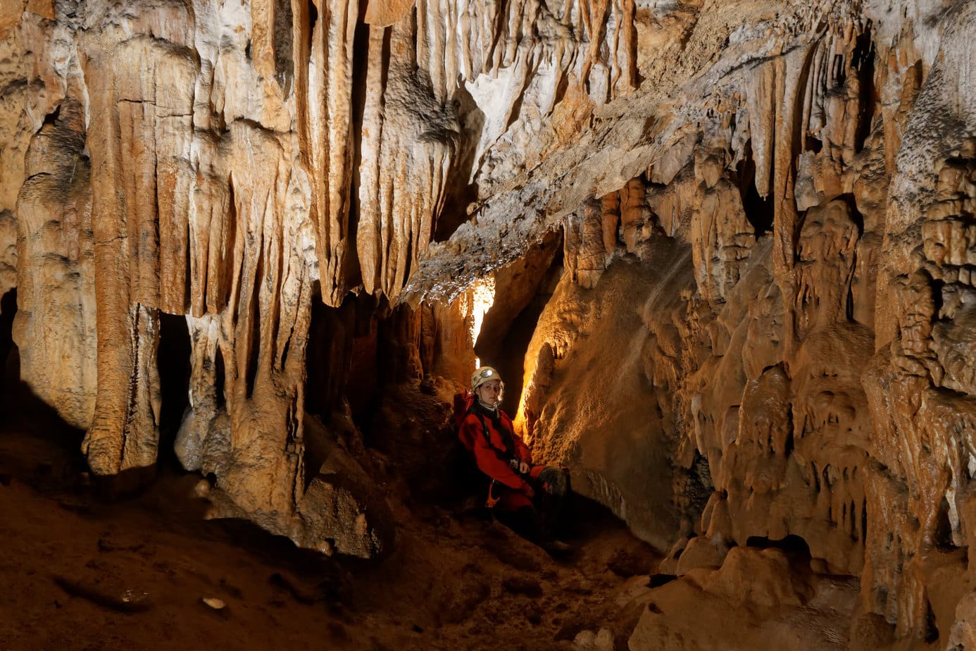 Jak bezpiecznie wyruszyć na eksplorację jaskini?