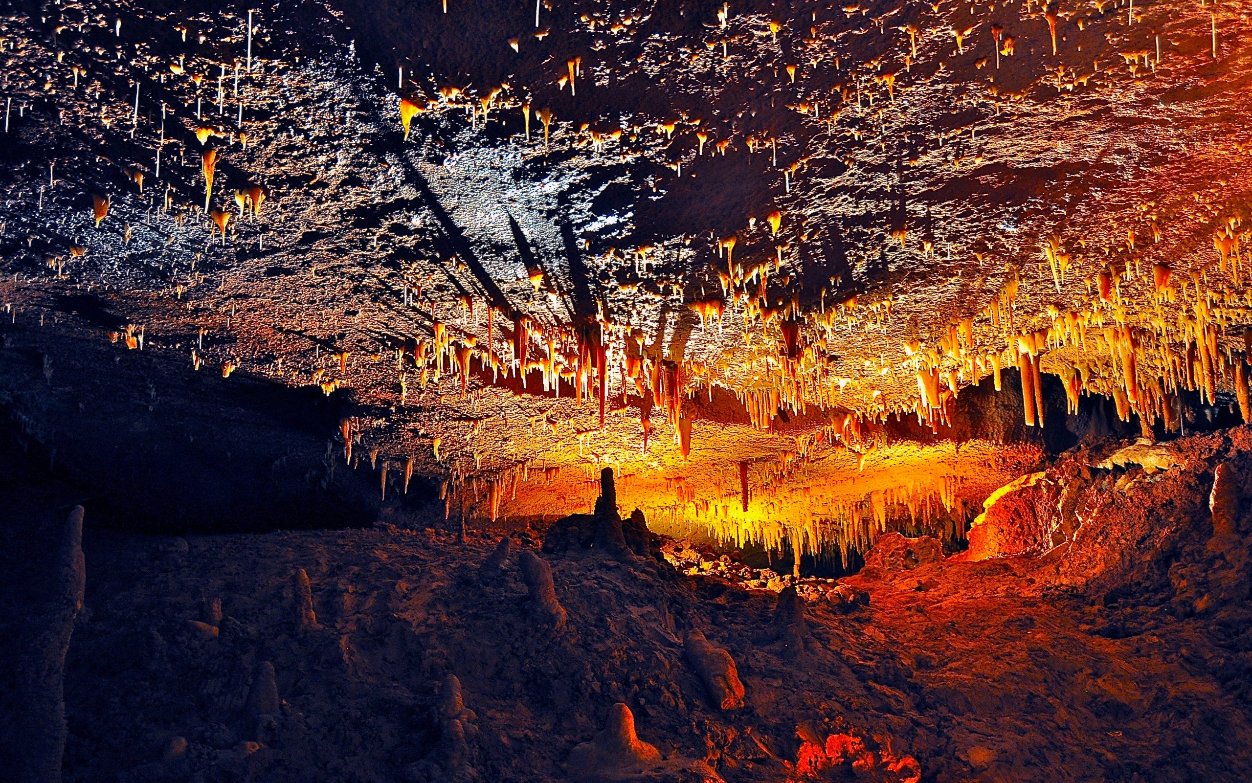 Raj dla speleologów – najpiękniejsze jaskinie w Polsce